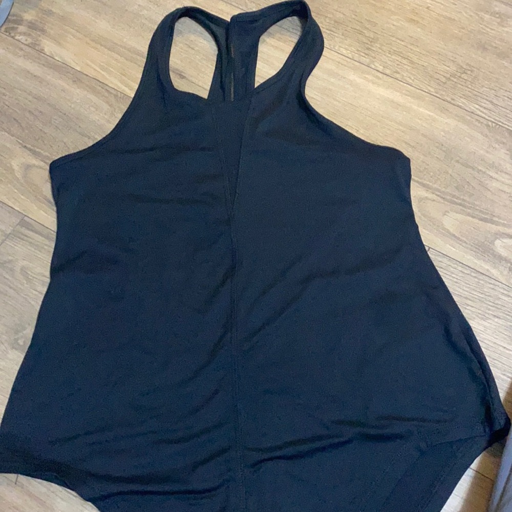 Zyia tank